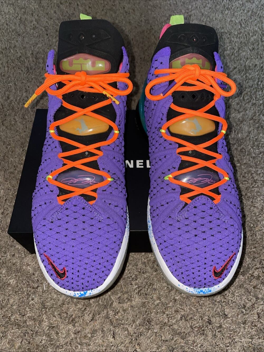 Nike LeBron 18 Best Of 10–18 DM2813-500 Psychic Purple Multi-Colour Size 12